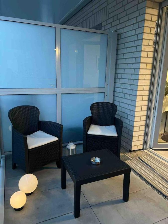 Luxurioeses Apartment,Neubau, 4 Personen, Parkplatz, Griechischer Stil Bochum Dış mekan fotoğraf